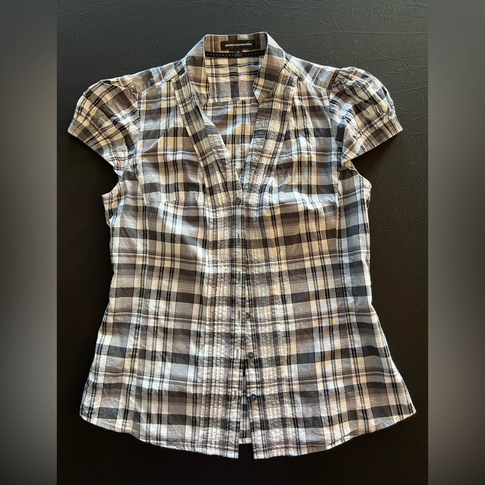 Express Capped Sleeve Fitted Button Down